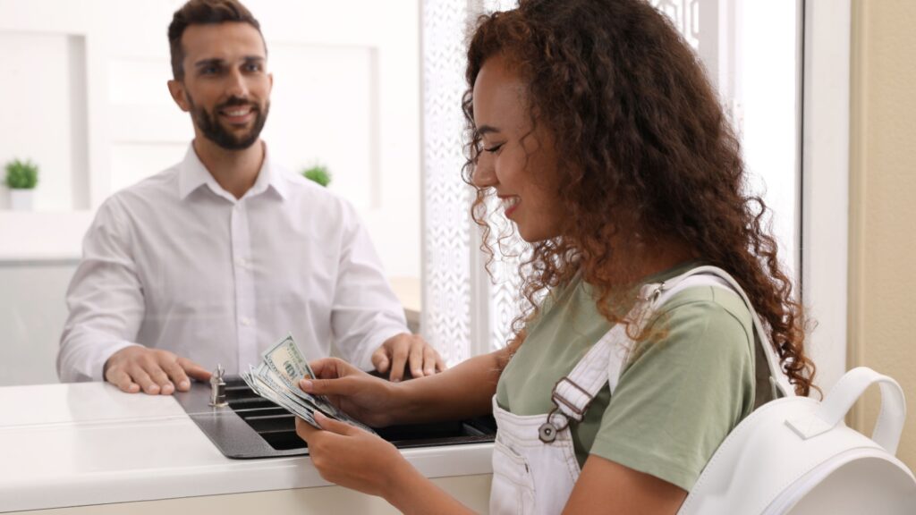 22 Canadian Banks and Credit Unions That Closed Their Doors - Trendonomist
